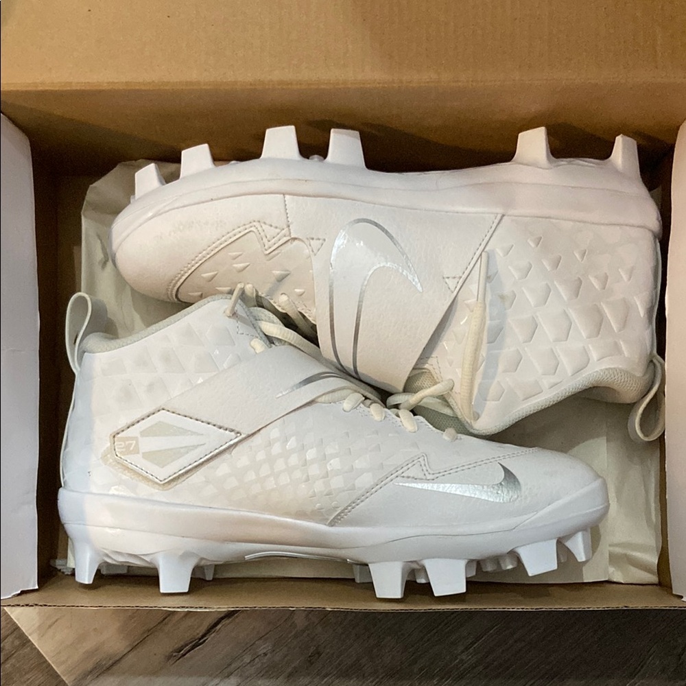 Mike Trout cleats
